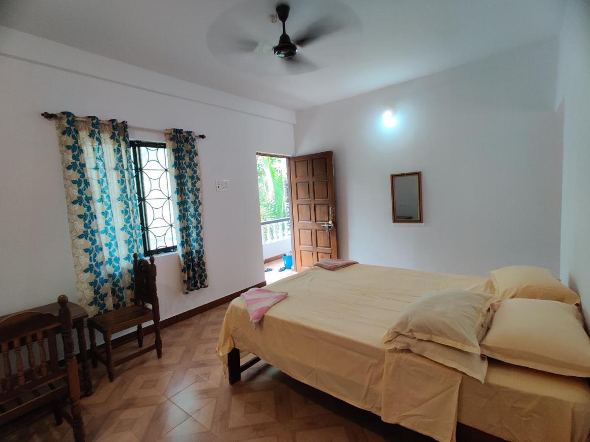Shalom Guest Rooms مادريم المظهر الخارجي الصورة