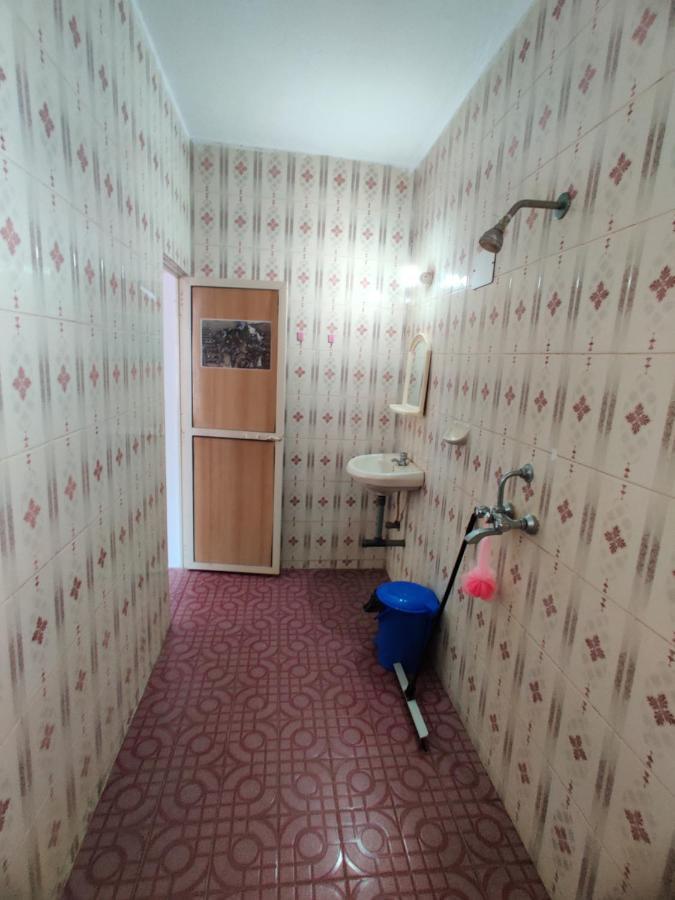 Shalom Guest Rooms مادريم المظهر الخارجي الصورة